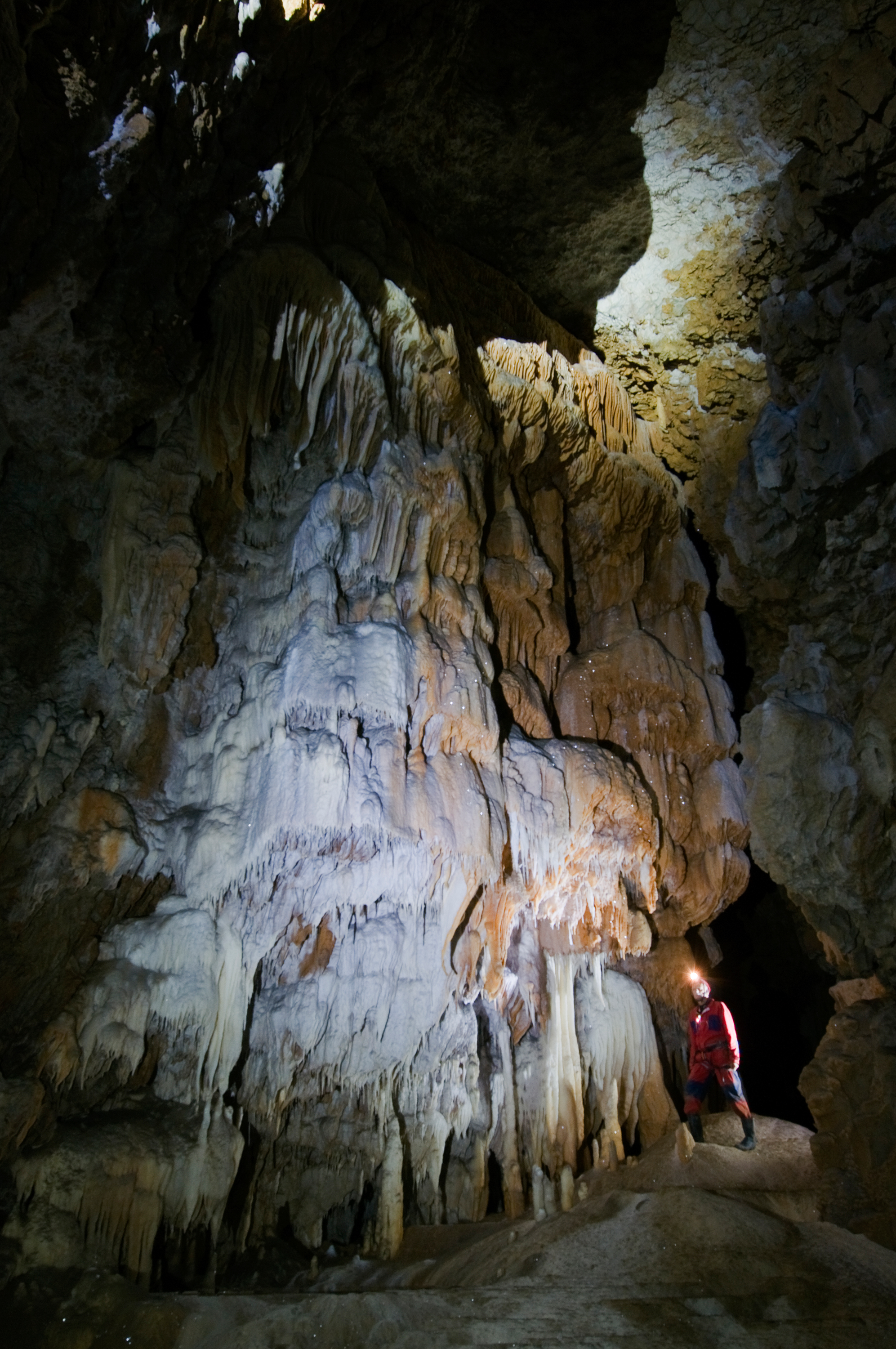 Đalovića pećina